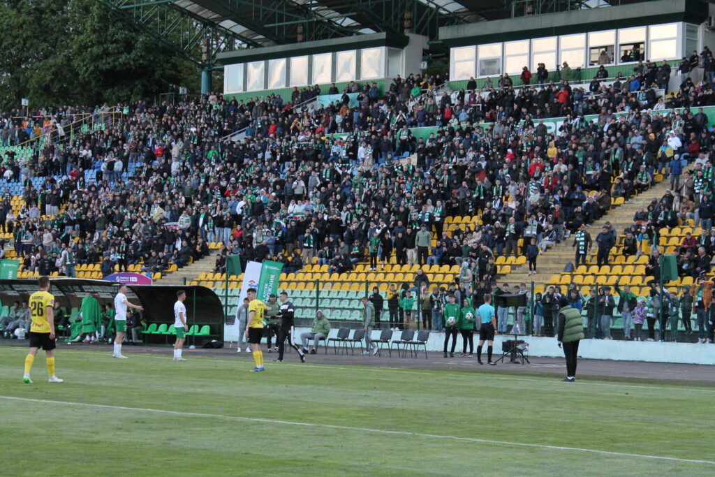 50392FF3-240B-4431-9FA3-68798B3E5E9A