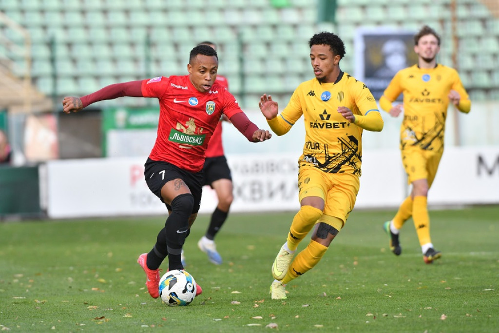 45rOhtxHiY9VqW_gIwhg9bvHQ6Ja0Ize