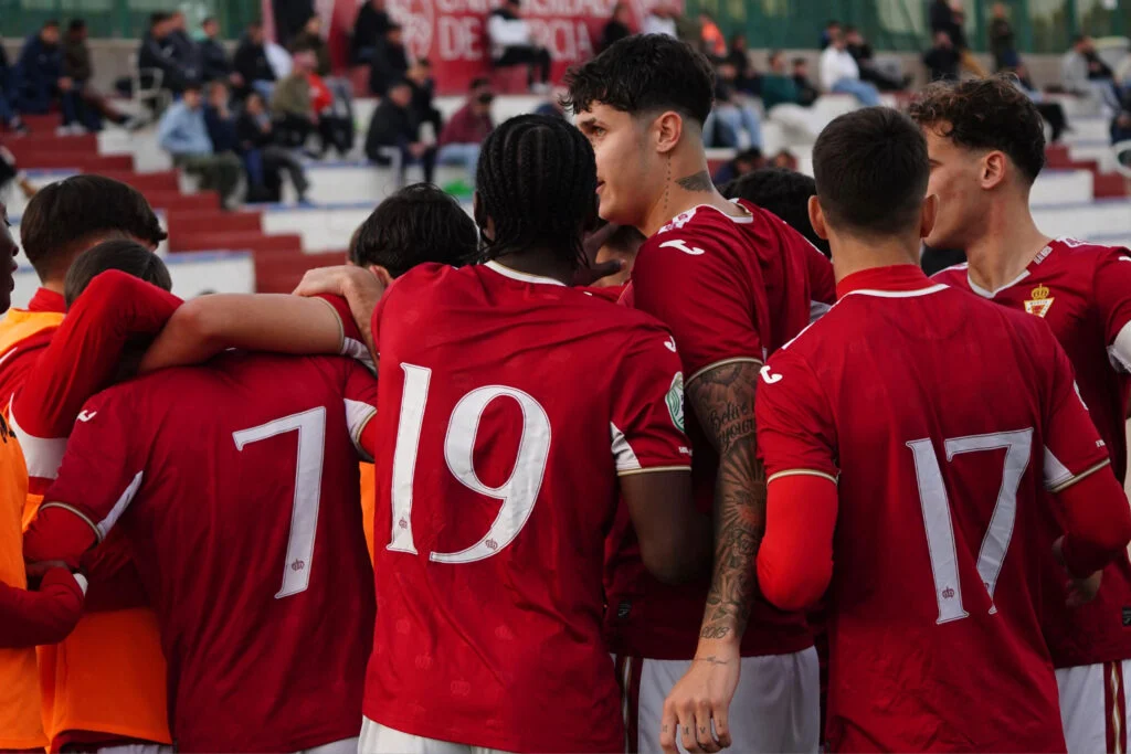 PREVIA-IMPERIAL-J18-1-1024x683