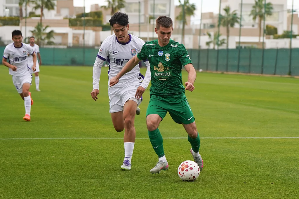 3499F4C7-3DB1-442E-AC33-8C419DB982DF