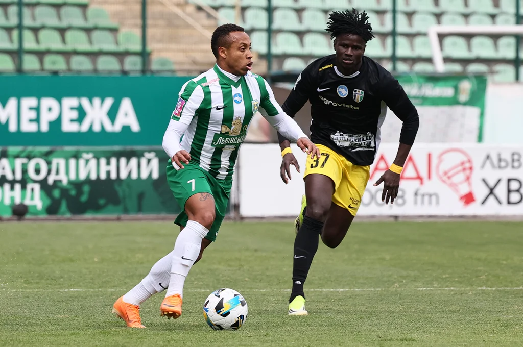 221FFF4F-B6EA-4166-8F67-37C11B8EC153