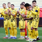 Кілька гравців “Руху” не зіграють з “Карпатами”