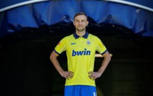 orest_lebedenko_f86bd195afc433a8126118f8fe0ddbac_1300x820